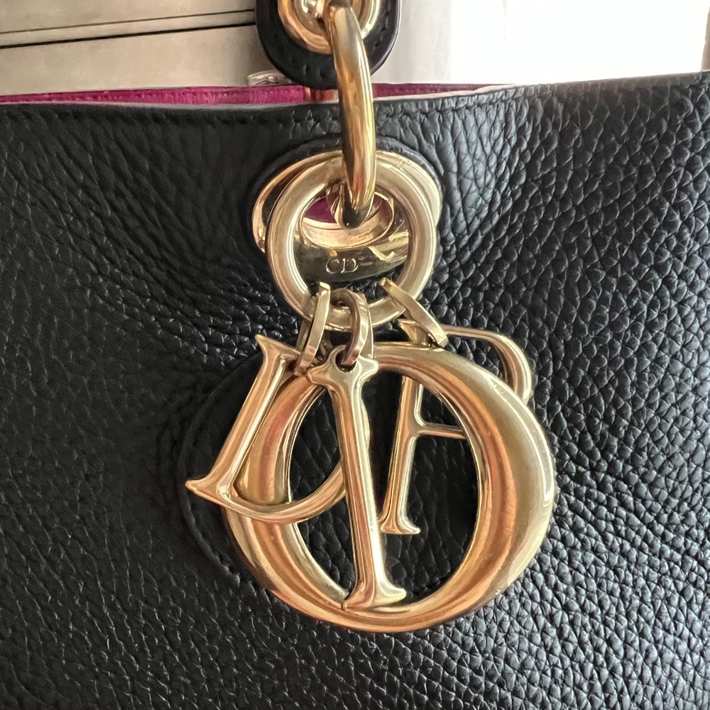 Christian Dior Diorissimo 2 way tote bag in pebbled calfskin black rose - Picture 4 of 11